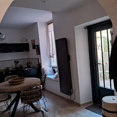 Le Clos Du Rouet Tarascon Zewnętrze zdjęcie